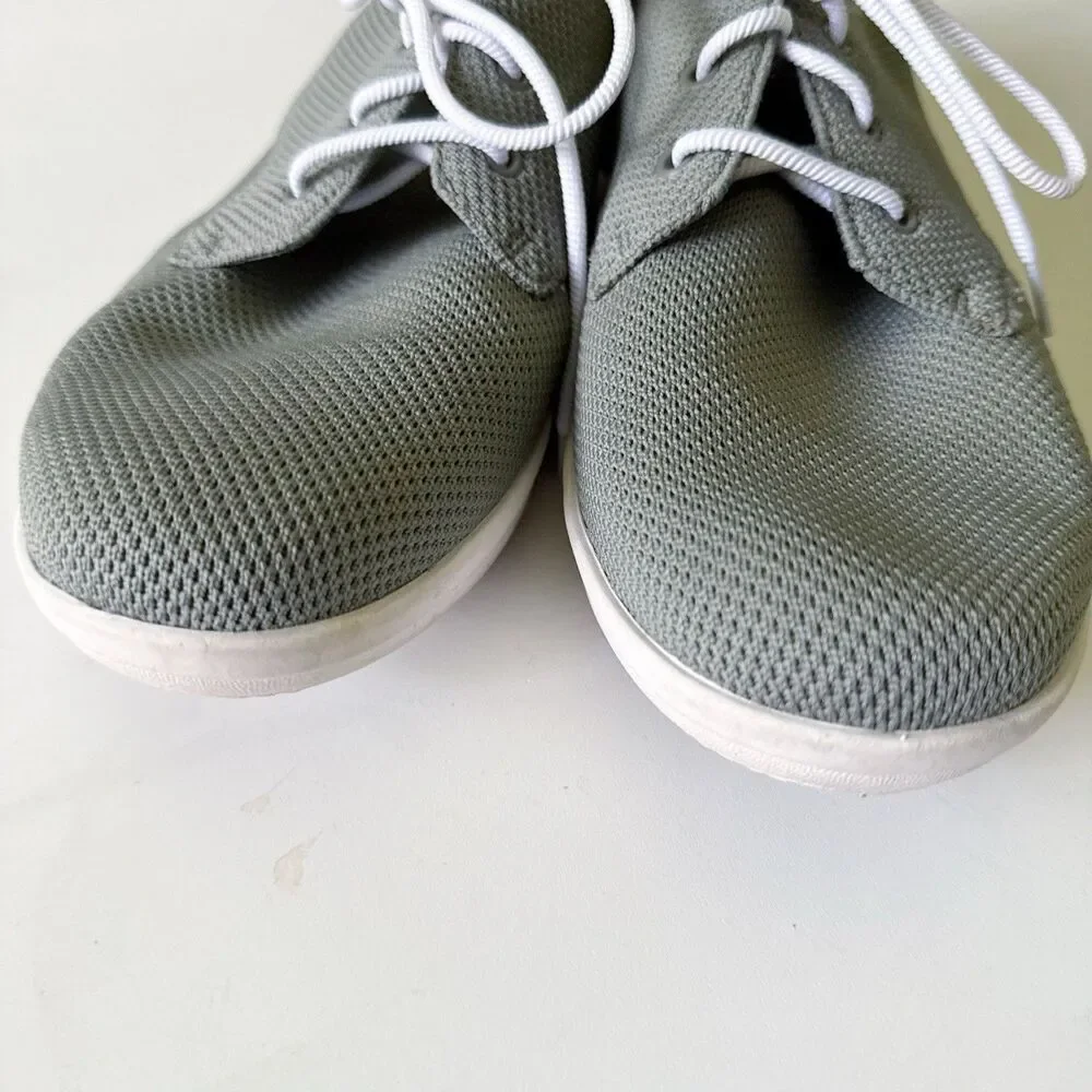 Womens Clarks Size 11M Tennis Shoes Cloud Steppers Seafoam Green Ayla Reece